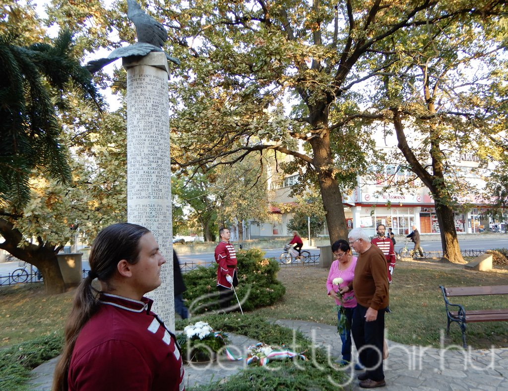 A II. világháború áldozataira emlékeztünk 22